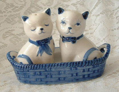 S&P: Cats in Basket